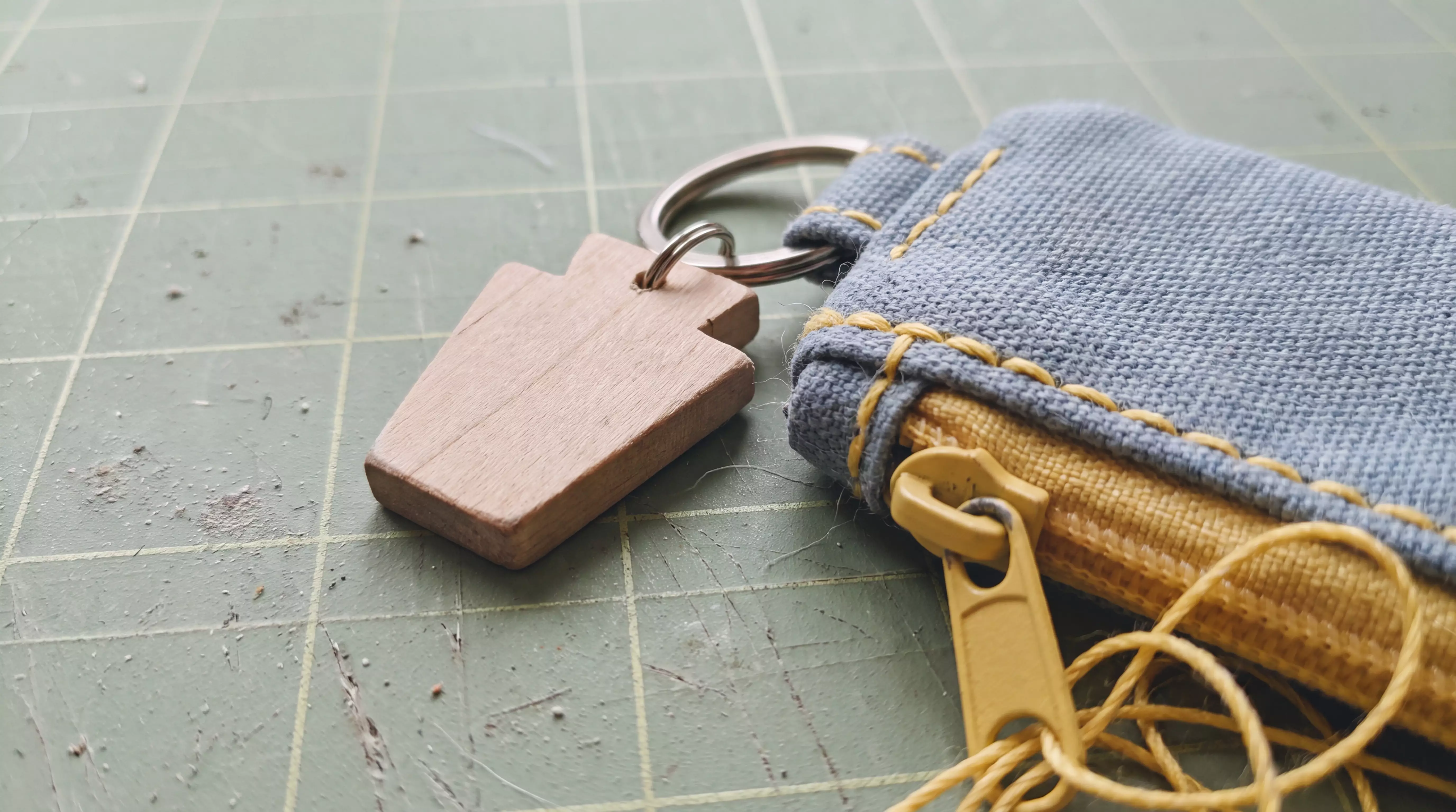 Keychain sewn from canvas deadstock